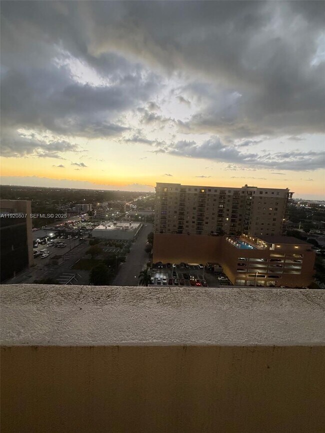 Building Photo - 117 NW 42nd Ave