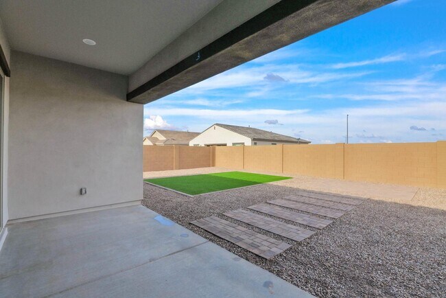 Building Photo - 3130 E Flintlock Dr