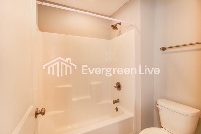 Building Photo - 171 Bradford Cir