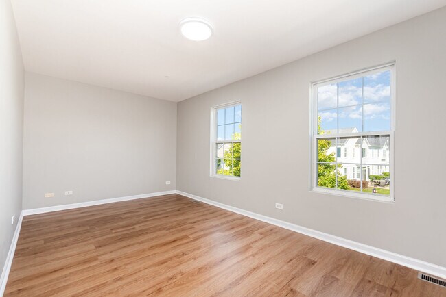 Building Photo - 206 Barrett Dr