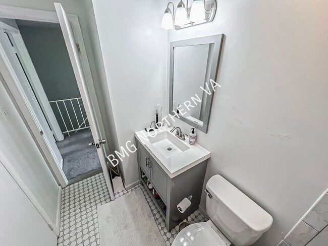 Building Photo - 14416 Black Horse Ct