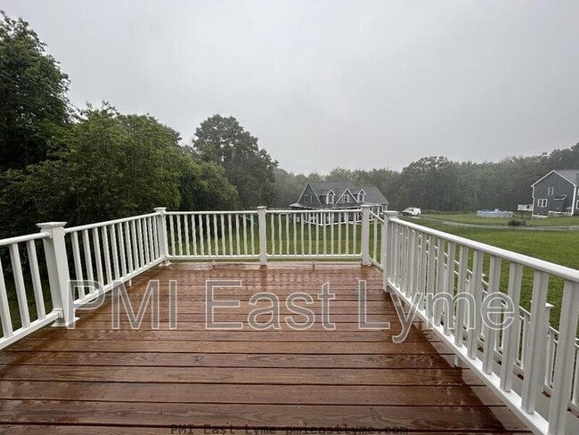 Building Photo - 23 Quakertown Mdws