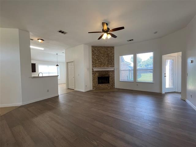 Building Photo - 117 S Rolling Meadow Dr