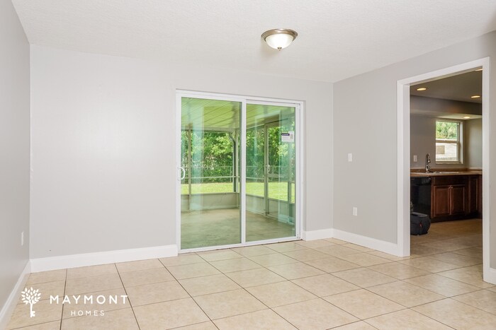 Building Photo - 3834 San Luis Dr