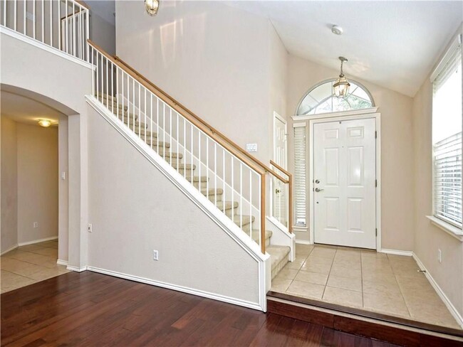 Building Photo - 11113 Crazy Well Dr