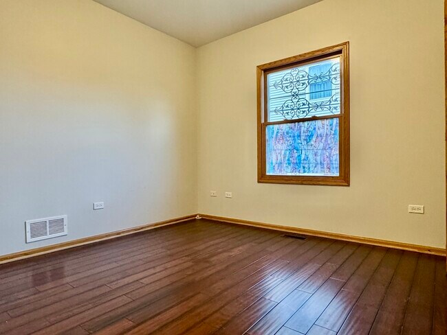 Building Photo - 12457 Walden Rd