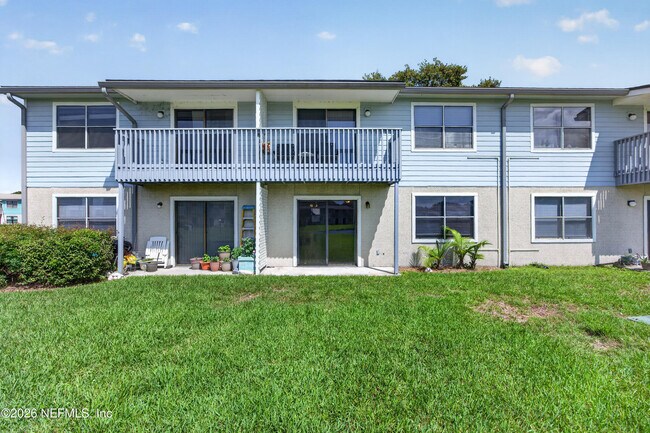 Building Photo - 700 W Pope Rd