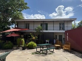 Building Photo - 533 Spain St