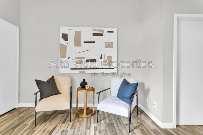 Building Photo - 4082 Mahaila Ave
