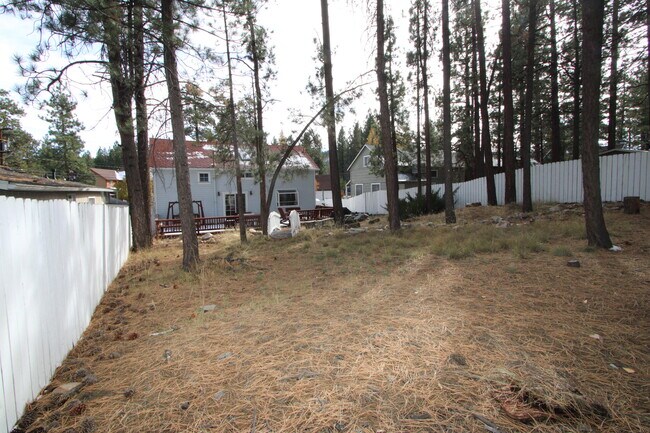 Building Photo - 41416 Eastwood Rd