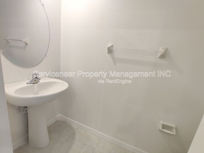 Building Photo - 9665 Ashworth Pl