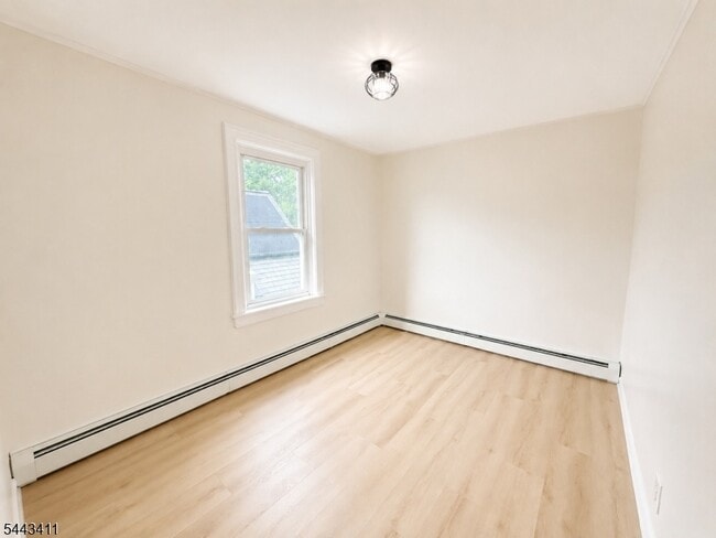 Building Photo - 115 Columbus Pl