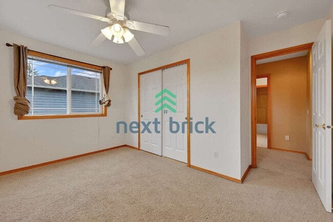 Building Photo - Spacious 4-Bedroom Retreat in Bothell with 2.5 Baths and 2454 Sq Ft of Comfort!
