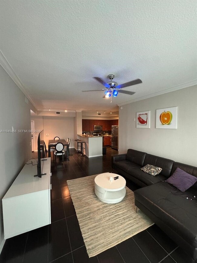 Building Photo - 2421 NE 65th St