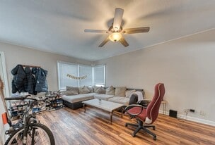 Building Photo - 69 Lynwood Dr