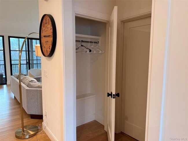 Building Photo - 6 Conifer Ct