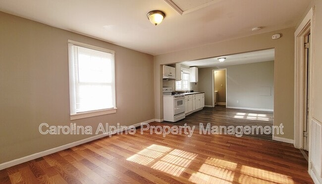 Building Photo - 104 Plum Tree Ln