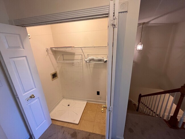 Building Photo - 118 Grande Meadow Way