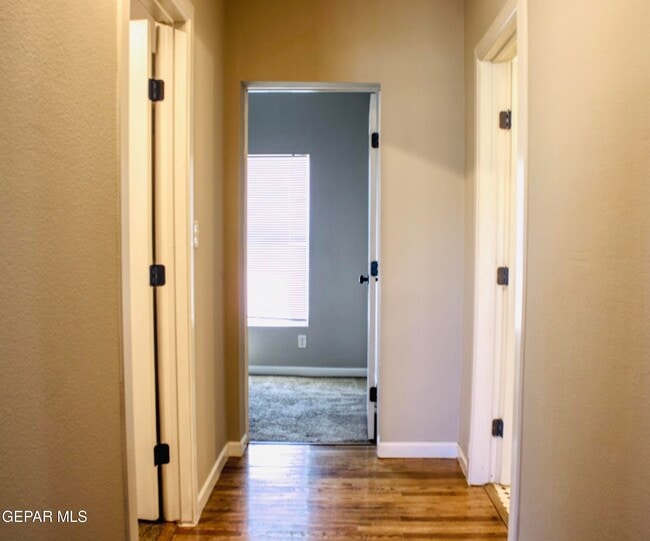 Building Photo - 3508 Douglas Ave