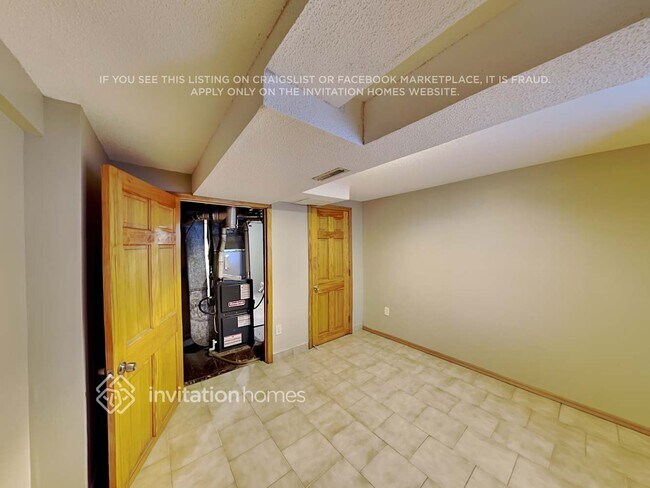 Building Photo - 6616 5th Ave S