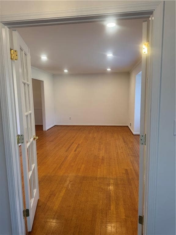 Building Photo - 1959 Queens Way