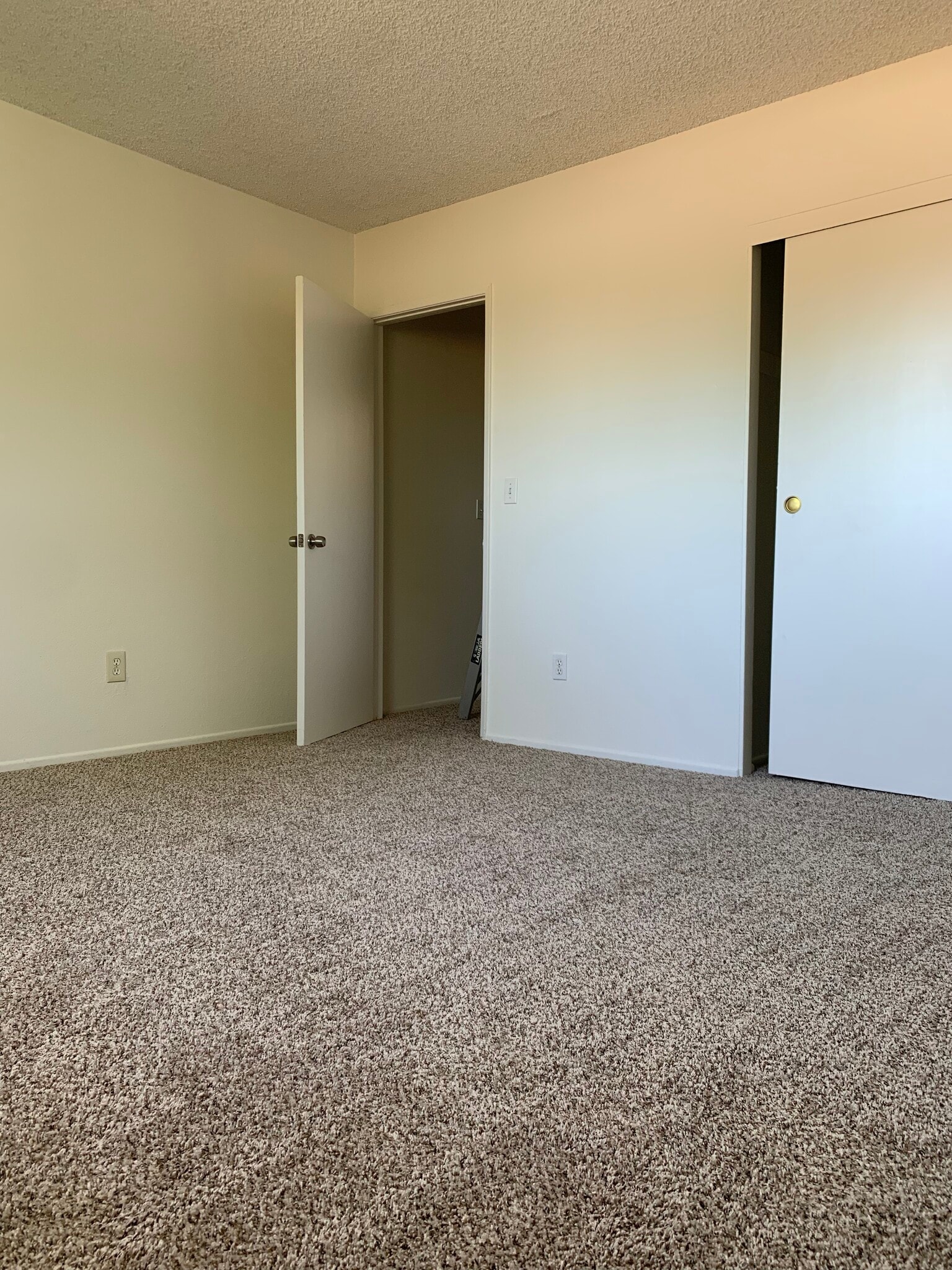 Building Photo - 16481 Waterway Cir