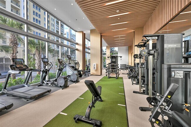 Building Photo - 151 N Seabreeze Blvd