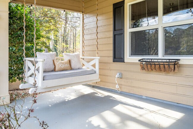 Building Photo - 4375 Park St