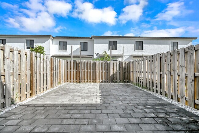 Building Photo - 10817 SW 233rd St