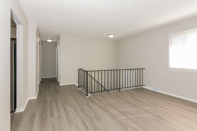 Building Photo - 3166 Valley Park Ave