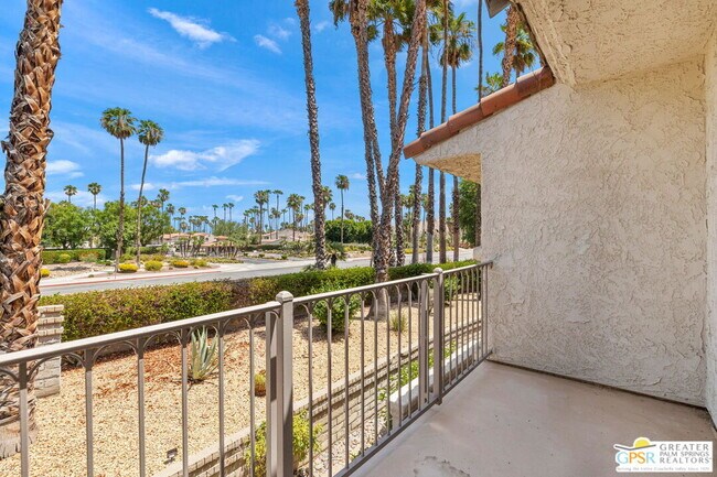 Building Photo - 505 S Farrell Dr