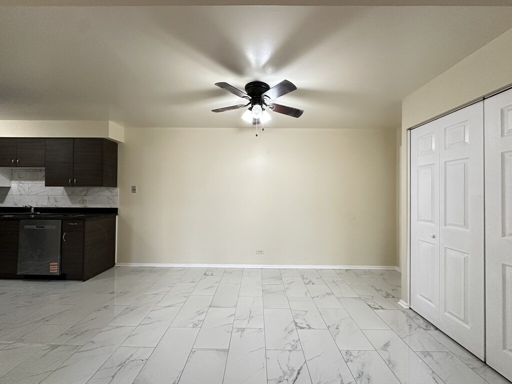 Building Photo - 630 Lincoln Ave