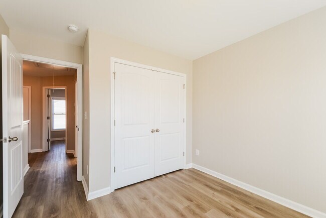 Building Photo - 138 Sunfish St