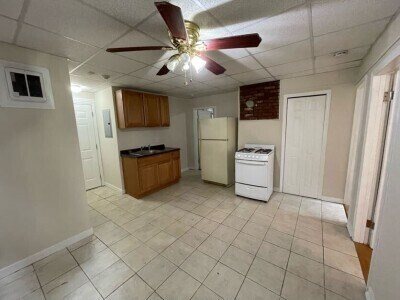 Building Photo - 62 N Margin St