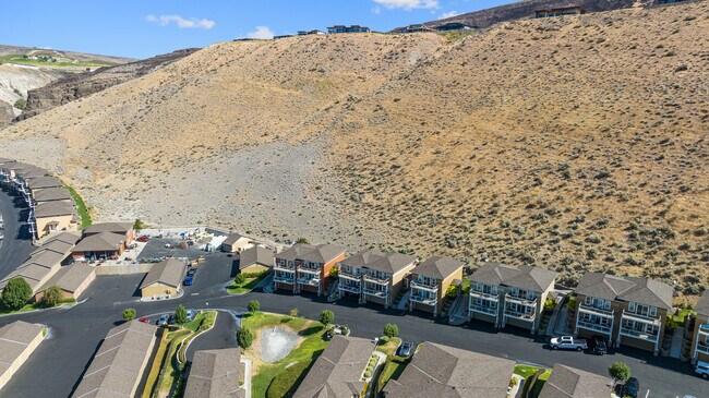 Building Photo - 9287 Riverview Way NW