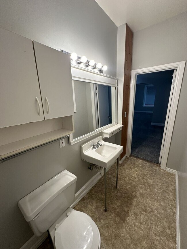 Building Photo - Washington Blvd