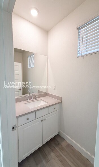 Building Photo - 7912 Titan Dr