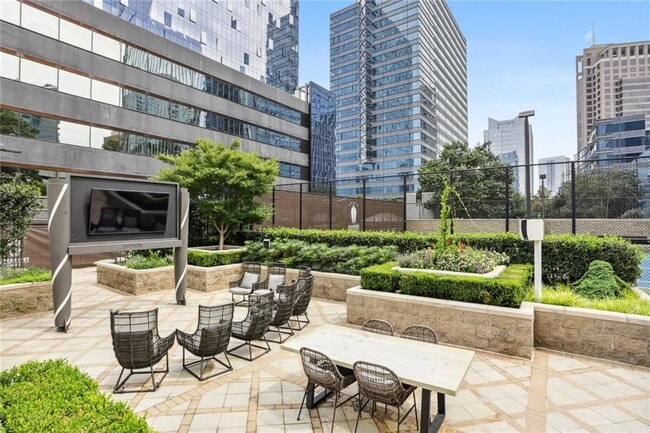 Building Photo - 3445 Stratford Rd NE