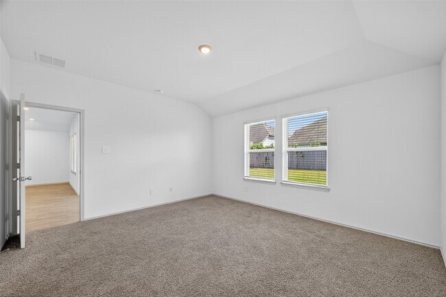 Building Photo - 9721 Chelsea St