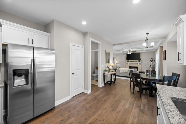 Building Photo - 2459 Shadowood Rd