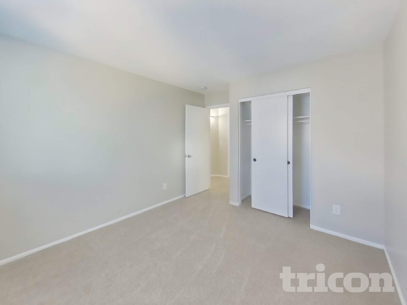 Building Photo - 37593 N Dena Dr