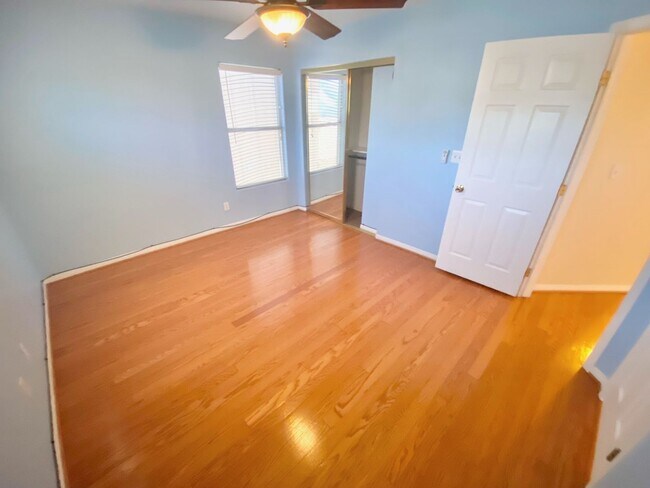 Building Photo - IMMACULATE HOME LOCATED IN SUMMERLIN, 4 BEDROOM 3.5 BATH, 3 CAR GARAGE