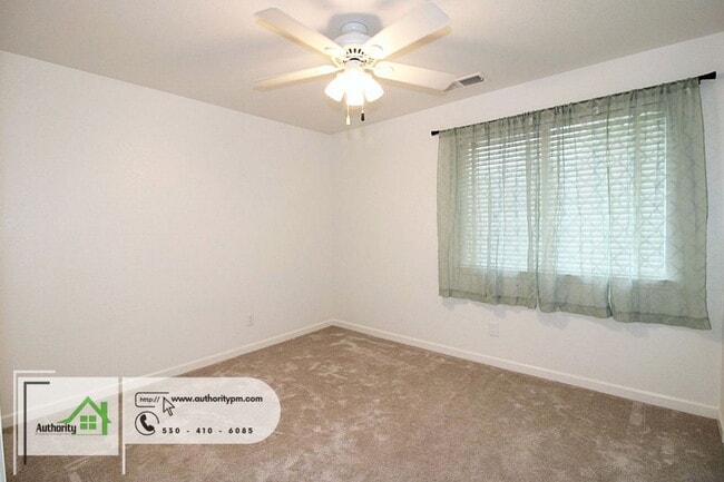 Building Photo - 966 Partridge Dr