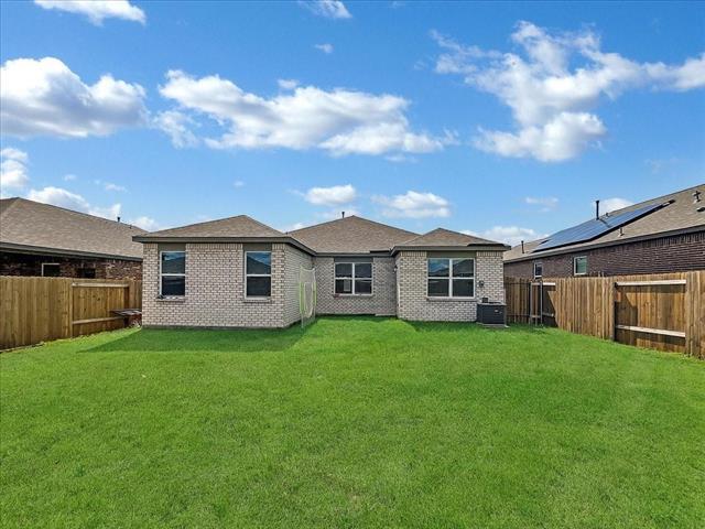 Building Photo - 2112 Erlinda Dr