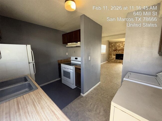 Building Photo - 640 Mill St