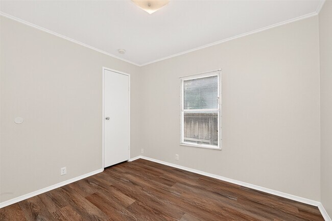 Building Photo - 11918 Greensbrook Forest Dr