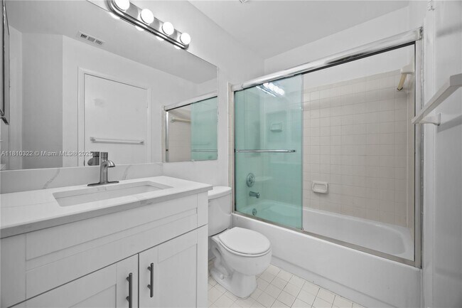 Building Photo - 1031 Coral Club Dr