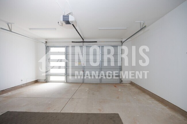 Building Photo - Brand New Home with Beautiful Updates!