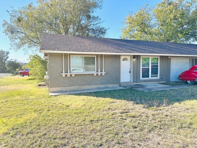 Primary Photo - 186 - 4748SUBN