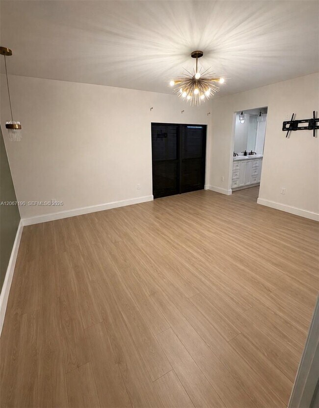 Building Photo - 16022 Kilmarnock Dr